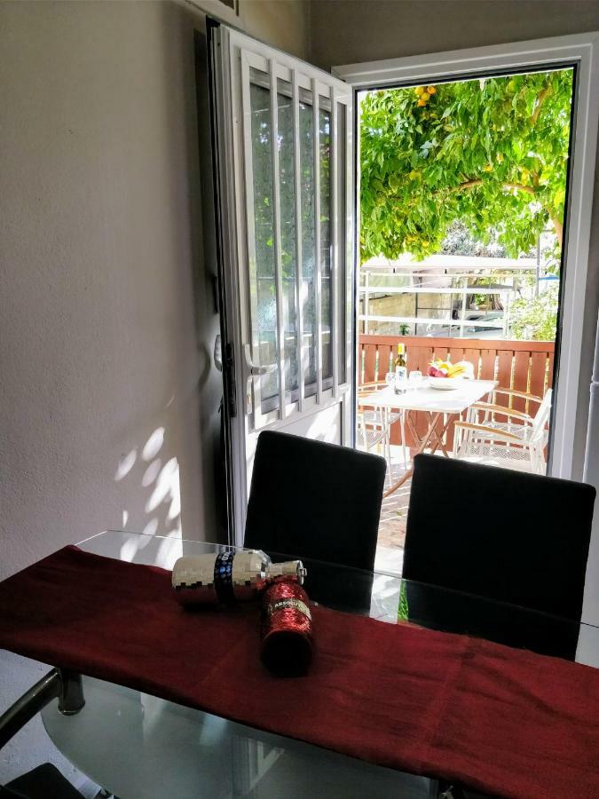 Amazing Apartment 100 Meters From The Old Town Rhodes City Exteriör bild
